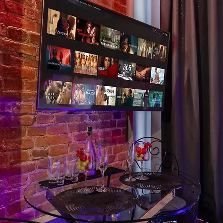 Bdsm Grey Location Manufaktura 18 Centrum Miasta , Idelny Na Prezent , Parking Na Terenie , Bardzo Wygodne Lozko ,ogromne Lustro ,tylko Dla Doroslych Adults Only * Lodž